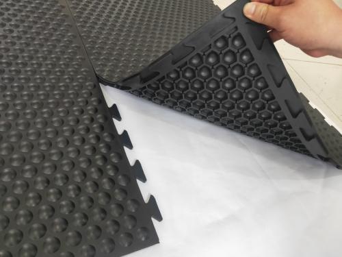 ESD antistatic rubber mat / Anti Static Anti Fatigue Mats Customized Size Natural Rubber ESD Bubble mat