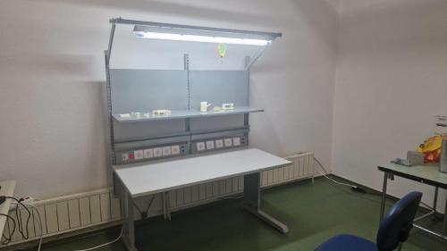 Industrial ESD Workbench Adjustable Worktable for Electronic Cleanroom
