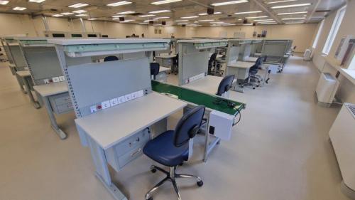 Industrial ESD Workbench Adjustable Worktable for Electronic Cleanroom
